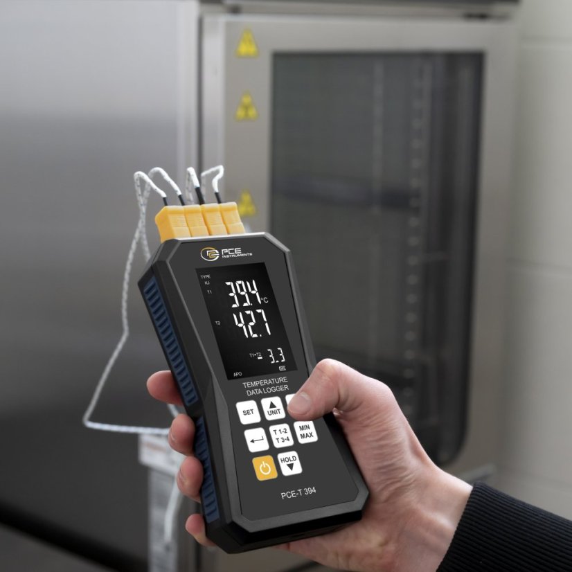 4-kanálový teplomer PCE-T 394 s dataloggerom pre termočlánky K a J